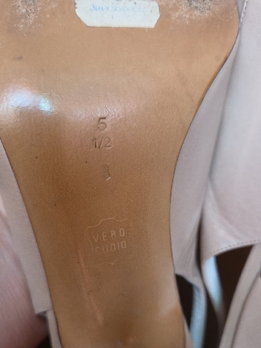 Bruno Magli White and Tan Knotted Slingback ❤️ - Picture 10 of 11